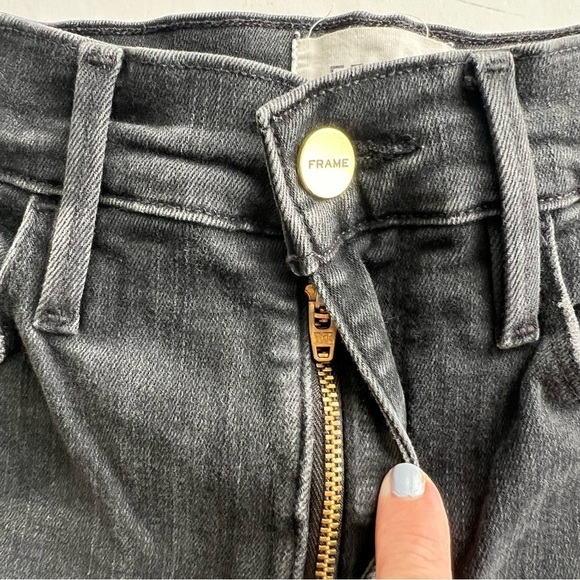 2/25 FRAME Denim Le Sylvie Kick Boot Black Jeans Boot Cut Slight Flare - Picture 7 of 8